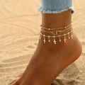 Boho 18K Gold Lagen-Fußkettchen mit Kreuz und Herzanhängern am sonnigen Strand - Kreuz Herz Stil (TZ0395_8)