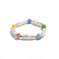 Detalle de cuentas de colores y perlas barrocas en una pulsera estilo y2k de moda - Estilo de Perla Tubo Largo Rosa Azul Verde Amarillo (B370_3)