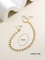 Détail de la boucle d'oreille bohème avec manchette creuse et chaîne de 13 cm - Style Petites Plaques Carrées Or (A5066)