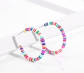 Detail of bohemian rainbow heishi clay bead hoop earrings with golden metallic studs - Multicolor Circle (21218_1)
