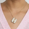 Collier doré avec pendentif lettre H bulle orné de zircons cubiques scintillants - Collier H