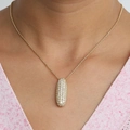 Collier pour femme avec pendentif capsule en zircons sur chaîne dorée - Collier I