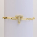 Pulsera de cadena de clip bañada en oro de 18k con dije de letra T de cristal - Letra T