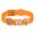 Orangefarbenes 10mm Silikonarmband mit Palmen- und Katzenpfoten-Metallanhängern - Pfote Flügel Kokospalme Stil (002)