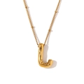 Gouden ballonstijl letter L hanger aan een fijne kralenketting met 18K gouden afwerking - Letter J / Goud