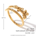 Minimalistischer 18K vergoldeter Edelstahlring mit dreifachem Blumen-Crossover-Design - Doppelschicht Drei Blumen Offener Ring / Gold
