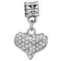 Pendentif cœur argenté avec strass brillants et détail de bélière en nœud délicat - Charme Cœur Tout Strass Attache Nœud (030)