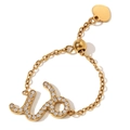 Bague chaîne ajustable plaquée or 18K avec un pendentif lettre W serti de zircons - Capricorne