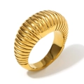 18K vergoldeter Edelstahl-Croissant-Ring mit geripptem Design und dicker Textur - US 6 / Schmaler Gerippter Stil (Gold)