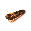 Detail of tortoise shell pattern acrylic hair clip with a polished gold metal base fastener - Tortoiseshell Water Drop Style (H10_10)
