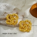 Detalle de pendientes de nudo dorado grueso con dimensiones de tamaño y peso incluidos - Estilo de Nudo (23022_5)