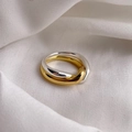 Minimalist twisted double-band ring in 18K gold and silver two-tone Mobius design - Size 6 (T637_1) / Gold and Silver