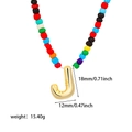 Collana di perline arcobaleno con ciondolo lettera J oro 18K e dettagli delle misure - Collana di Perline Colorate Lettera Iniziale J