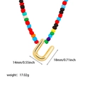 Collana di perline colorate con ciondolo a lettera U dorata in acciaio inossidabile - Lettera U con perline colorate