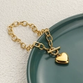 Gold chunky chain bracelet with heart pendant and OT toggle clasp closure - Bracelet / Gold