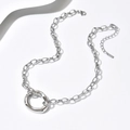 Silberne Edelstahlkette mit grober Gliederkette und dickem, unregelmäßigem Ringanhänger - Silber (GX2751B)