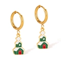 Boucles d'oreilles maison de Noël en émail doré avec détails festifs rouges et verts - Style Cabane Enneigée (GE1025)