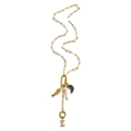 Gouden paperclip ketting met afneembare bedels van vis, parel, maan en letter E - Letter E Ketting