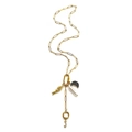 Gouden paperclip ketting met visbedeltjes en kristallen letter J hanger sieraad - Letter J Ketting