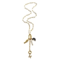 Gouden paperclip ketting met vis-, halve maan- en letter M kristallen hangers - Letter M Ketting