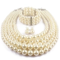 Dreiteiliges Perlen-Schmuckset mit mehrlagiger Halskette, Armband und Ohrringen in Creme-Weiß - Gebrochenes Weiß