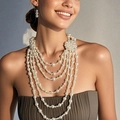 Collier de perles multicouches vintage avec accents de fleurs en strass et boucles - Style Fleur de Strass à 6 Rangs (7450 Blanc)