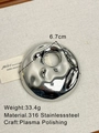 Polished 316 stainless steel round animal brooch with 6.7cm diameter and wave texture - Silver Ripple
