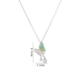 Collar de mariposa de titanio con alas de opale irisadas y dijes de perlas blancas - Estilo de Mariposa B (Plateado)