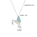 Collar de perla y mariposa iridiscente con alas degradadas azules y cadena plateada - Estilo Mariposa Azul Lago Plata (A2170)