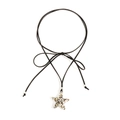 Collier avec pendentif étoile léopard, cordon noir et détail de nœud élégant - Noir Étoile à Cinq Branches