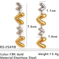 18K goud en zilver tweekleurige roestvrijstalen hartvormige oorbellen, 7,6 cm lang - Viervoudig Hart Schakel Stijl (RS-YS498) / Goud
