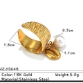 Anello martellato in acciaio inossidabile placcato oro 18K con conchiglia e perla - Perla Conchiglia Oro (JZ-YS648)
