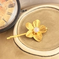 Golden five-petal flower hair clip with shimmering pearl center and textured details - Flower Pearl Style (FS-YS01-1) / Gold