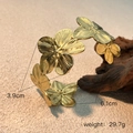 Detail view of champagne gold irregular flower bangle with dimensions and weight data - Gold Five-Petal Flower Splicing Style (SS-YS032-G)