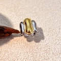Details des polierten zweifarbigen, organisch fließenden, verstellbaren Stahlrings - Organischer Flüssiger Pod-Stil (JZ-YS501-2) / Gold und Silber