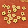 Detailed view of pink enamel flower spacers and gold alloy beads for DIY jewelry making - 8mm / Pink Gold (P155)
