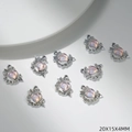 Detalle de dijes de corazón de 20x15x4mm con piedras rosas y acentos de flechas - Estilo Corazón Flechado (G138) / Rosa fantasma