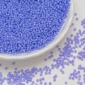 Detail von 3mm Lavendel Glasperlen in weißer Keramikschale für DIY Schmuckherstellung - 10g/Packung / Violettblau (M1331) / 3mm