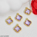 Dettaglio di 5 ciondoli a quadrifoglio viola con bordi dorati in stile milgrain - Stile Quadrifoglio Grande / Viola (B912)