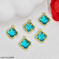 Dettaglio ciondolo a quadrifoglio dorato 24x15x5mm con cristallo blu per bigiotteria - Stile Quadrifoglio Grande / Blu Lago (B915)
