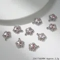 Detailansicht der rosa Stern-Anhänger mit Zirkonia für die Schmuckherstellung - Schneeflocke Stern Anhänger (G172)