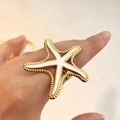 Eleganter Seestern-Ring in Gold mit weißer Emaille und Perlenstruktur für Damen - Goldener Seestern Weißer Boden Stil (JZ-YS509)