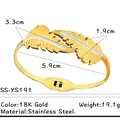 Bracciale a piuma in acciaio inossidabile placcato oro 18K con accenti di cristallo - Stile Doppia Piuma con Pavé di Strass (SS-YS191) / Diametro Interno 5,9cm Larghezza Decorazione 3,3cm / Oro 18K