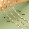 Cadena dorada con cristallen de circonia geométricos blancos en formas redondas y cuadradas - 0,5m / Formas Mixtas Transparentes Doradas (C35705A)