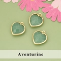 Trois pendentifs en aventurine verte en forme de cœur avec bordures dorées élégantes - Aventurine