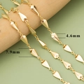 18k gold plated geometric leaf chain with 7.9mm by 4.6mm drop shaped metal links - Shiny Three-Dimensional Teardrop Leaf Chain (C41907A) / 1 Meter / Gold