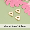 Goldene barocke geometrische Zwischenperlen 6,3mm für DIY Schmuckherstellung Handwerk - Texturierter Dreiecksstil (MG7804A)