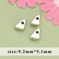 Silberne barocke unregelmäßige Perle für Schmuckherstellung, 9,2 mm x 5,1 mm - Glänzender Tropfenstil (MG7807B)