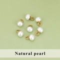 Lot de sept perles d'eau douce naturelles blanches avec anneaux dorés pour bijoux DIY - Pendentif en Perle Naturelle (ME1323S)