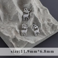 Silver plated reindeer pendant with cubic zirconia, size 11.9mm by 6.8mm for DIY jewelry - Elk Style (M100322)